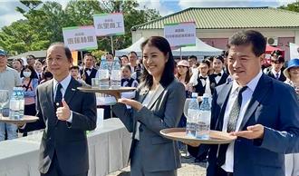 餐旅服務競賽日月潭登場 許淑華體驗端托盤