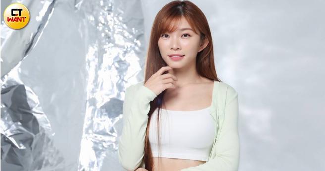 从游泳教练到啦啦队，近日颖乐又多了歌手身分。（图／林士杰摄）