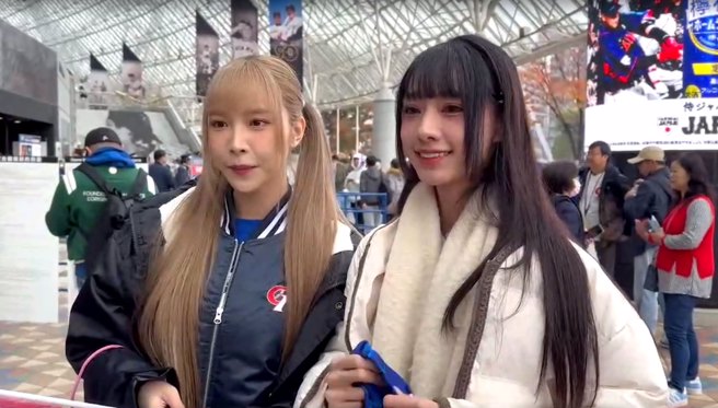 啦啦队女神挺进东京巨蛋，齐心应援中华队。(中天张良皓摄)
