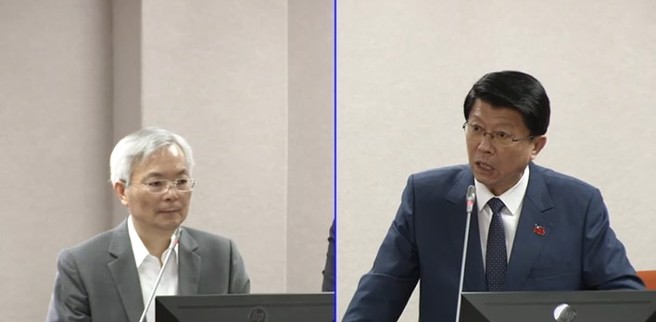 立委谢龙介质询画面。（取自立法院会议随选）