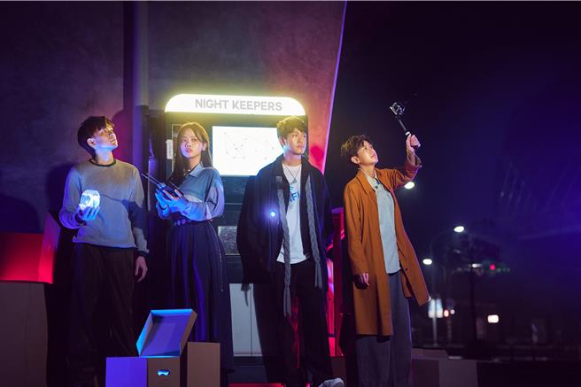 守夜人日前舉辦深夜漫畫店快閃活動。（放飛音樂提供）