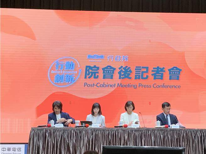 行政院召开院会后记者会。（张薷摄）