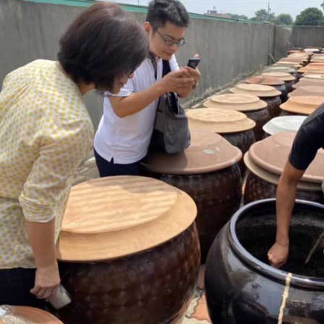 勞動部勞動力發展署北分署長謝宜容涉職場霸凌爭議，引發公憤肉搜謝宜容家庭背景，前雲林縣長蘇治芬21日在臉書發文力挺御鼎興醬油廠，同時強調實在不能接受「立意良善」4個字。（翻攝自蘇治芬臉書／張朝欣雲林傳真）