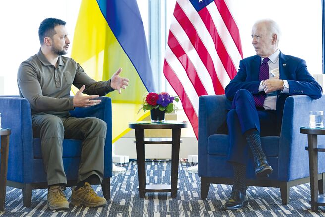 乌克兰周二在美国总统拜登同意下，首次发射美制长程导弹攻击俄罗斯，莫斯科当局扬言採取报復行动反制。图／美联社