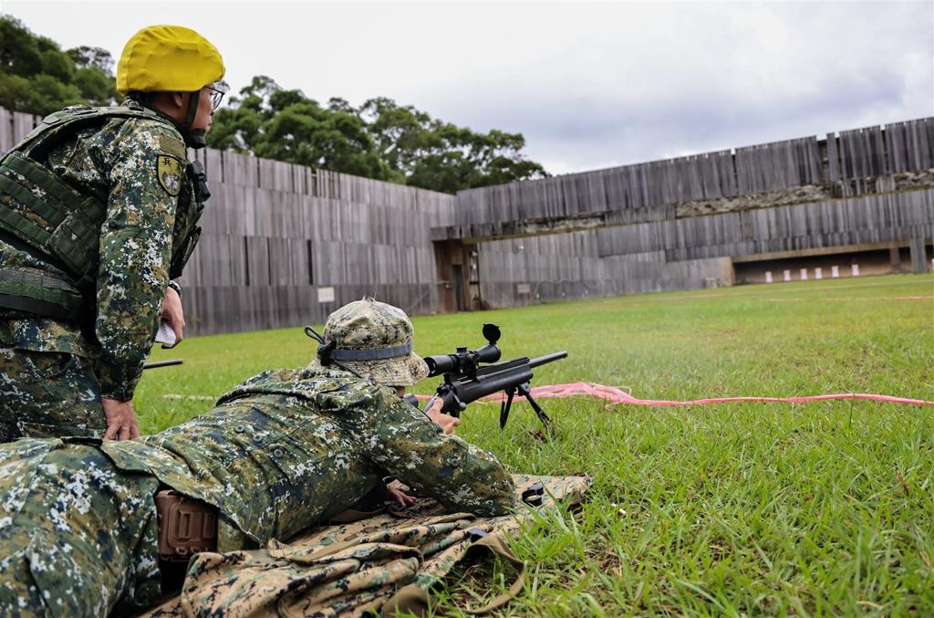 憲指部T93K1狙擊槍射擊 強化戰技展現訓練成果