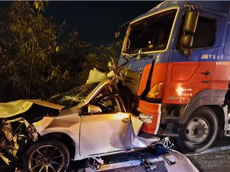 国1北上新营段1大6小7车追撞　8人受伤送医