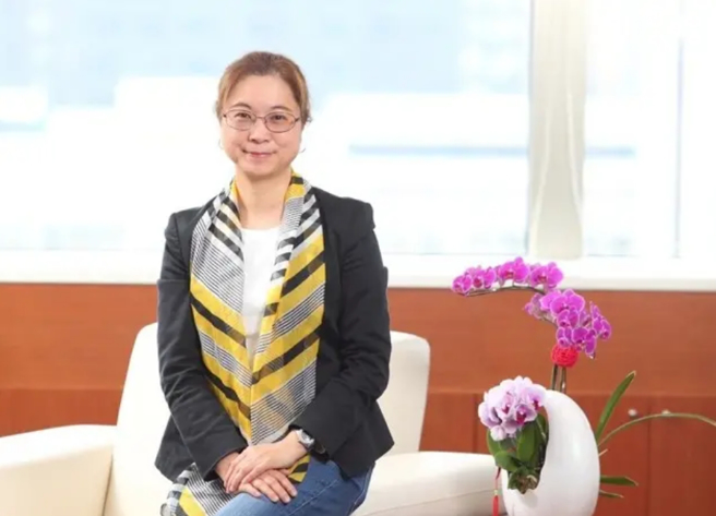 谢宜容事件越烧越大，劳动部紧急记大过2次免职，但法界人士职业程序有瑕疵，当事人若提申诉很有可能推翻结果。(图／取自劳发署北基宜花金马分署)