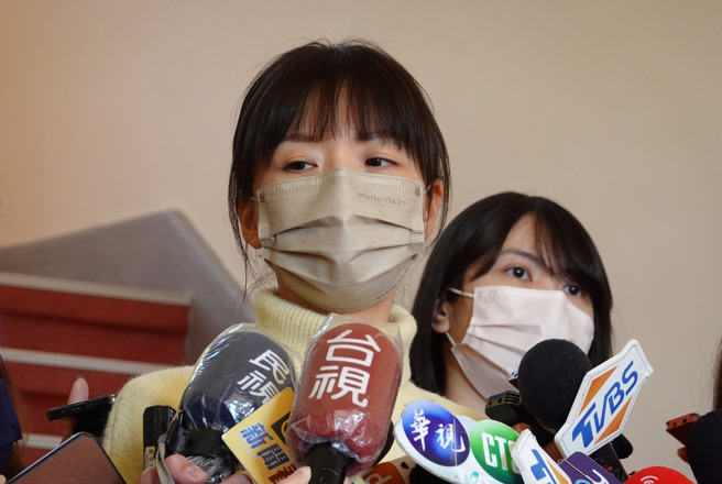 劳动部职场霸凌案被说像洪仲丘案翻版，图为洪仲丘姊姊、前立委洪慈庸。 （报系资料照）