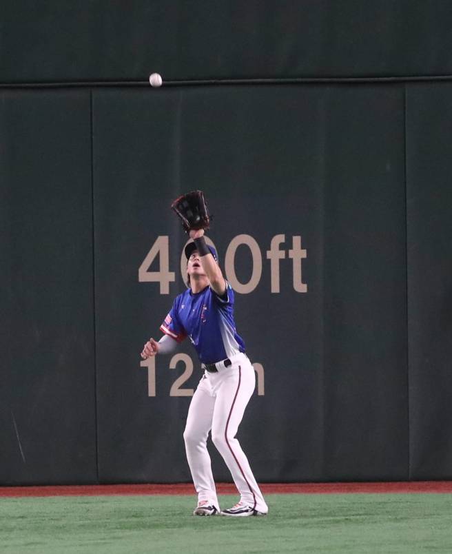 中华队陈杰宪接杀飞球。（图／赵双杰摄）