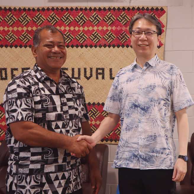 吐瓦鲁副总理倪勒索尼接见蔡明彦。(翻摄吐瓦鲁政府脸书)