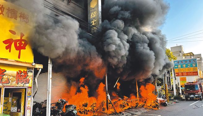 庄男将房子隔成31间套、雅房出租，发生大火酿3死2伤，被依过失致人于死、过失伤害等罪嫌起诉。（翻摄画面）