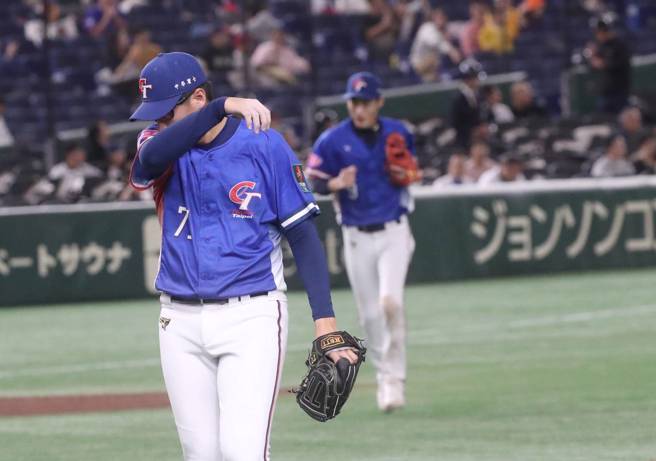 中华队庄昕谚5局下遭美国阳春炮狙击。（图／赵双杰摄）