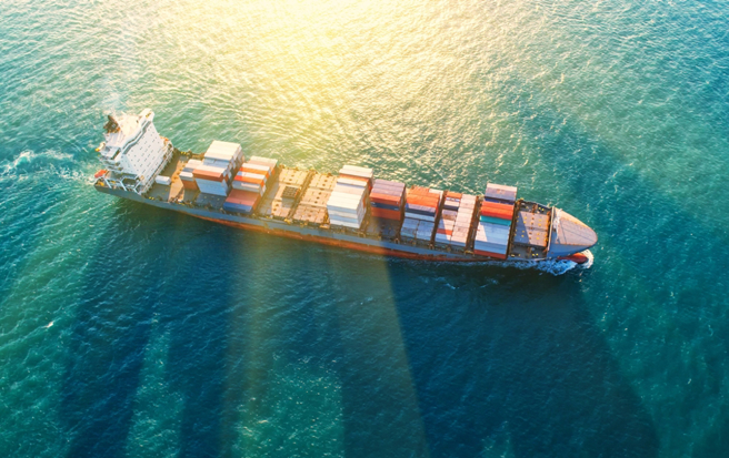 SCFI本周续跌91.82点至2160.08点，跌幅4.08%，连2周收黑。（示意图/达志影像/shutterstock）