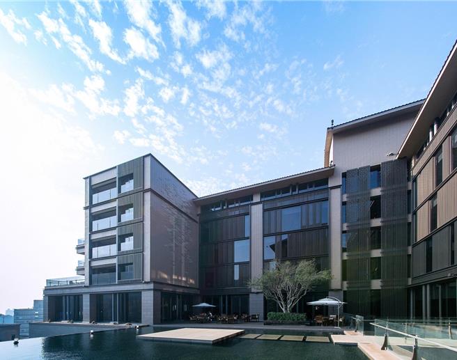 北投丽禧位于北投山林制高点，推出3种不同价位的春酒尾牙飨宴，每桌1万8800元加1成起，满3桌即可接订。（北投丽禧温泉酒店提供）