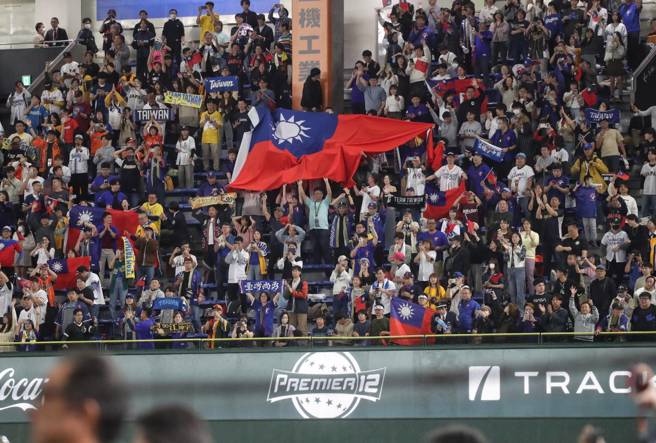 中华队今（22日）以8比2击败美国队，仍有争冠希望。（图／赵双杰摄）