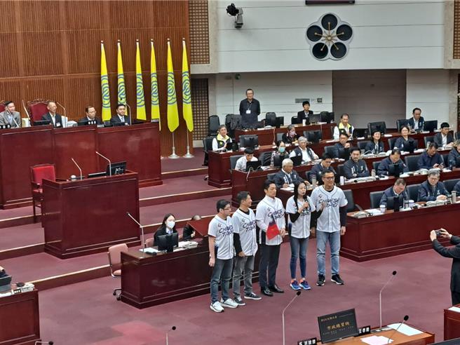 台北市议员阙枚莎22日建议，增加警消人员首都加给。（温予菱摄）