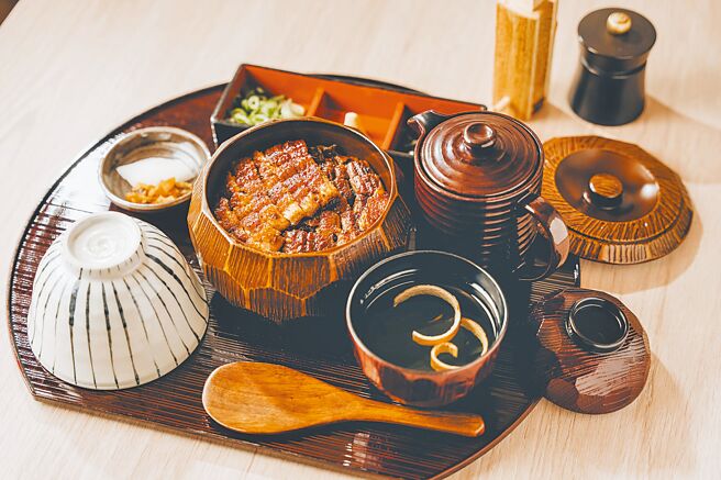 天母SOGOねざ四代目菊鳗鱼饭，售价680元至1150元。（SOGO提供）