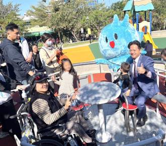 迎國際身障者日 竹市首創共融遊戲場易讀手冊上線