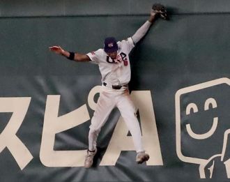 12強》美國隊助攻 中華、日本提前晉級金牌戰