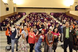 打破老人刻板印象 「爺奶萬萬說」端出高齡幽默魅力