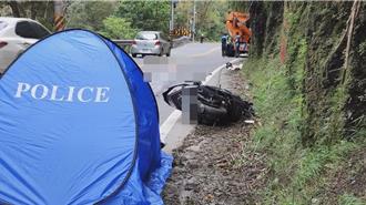南投埔霧公路意外！無照雙載撞水泥車遭輾 2少年命喪人止關