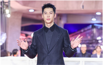 金马61／许光汉当兵后首度现身！帅气走红毯迷妹狂尖叫