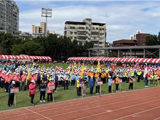 新北長青運動會登場 逾2千名長者齊聚中和國小