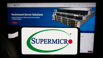 亞洲人通病！美超微差點二度下市 台灣創辦人做錯什麼？