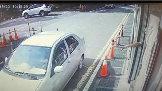 上霧台喝喜酒開車闖過入山關卡 屏東警：最高可開罰6000元