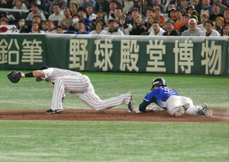 12強》潘傑楷撲壘傷退治療 中華隊奪冠差點錯過頒獎