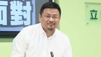 洪申翰接勞長 公務員工會成考驗