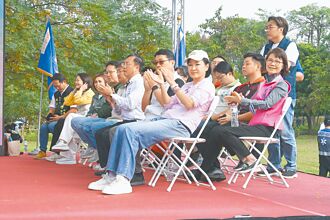 消防競技 高市長選戰硝煙味濃