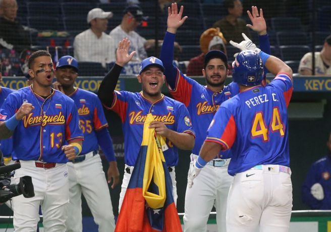 委內瑞拉慶祝全壘打。（趙雙傑攝）