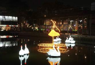 南台最大童話聖誕村 「屏東聖誕節」首次雙主燈登場