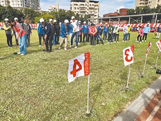 新北 長青運動會 2000長者士氣高