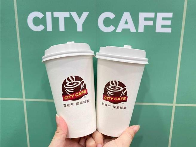 7-11行動隨時取26日前限時推出CITY CAFE大杯拿鐵買1送1。（7-11提供／朱世凱台北傳真）