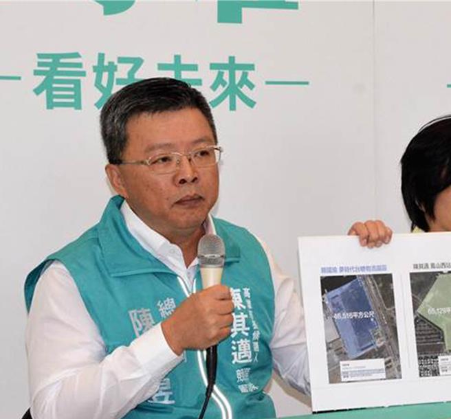 台盐实业前董事长陈启昱涉嫌利益输送掏空子公司台盐绿能却因落跑被通缉，25日主动向台南地检署报到后，经检察官声押禁见，台南地方法院晚间火速裁准。（本报资料照片）