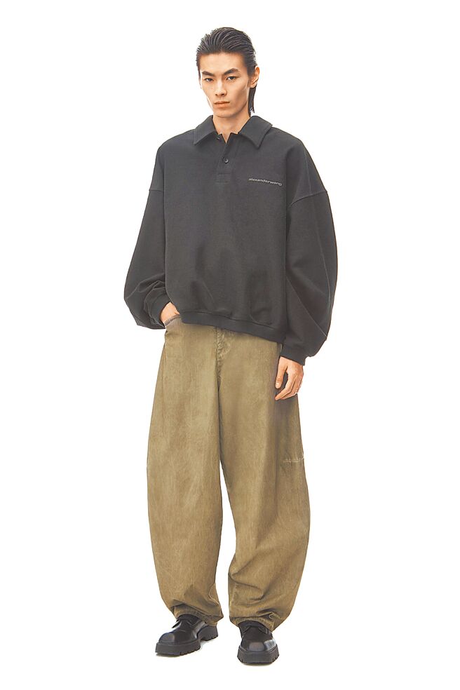 微風南山alexanderwang品牌logo polo衫，推薦價1萬5800元。（微風提供）