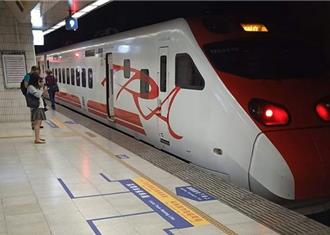 女子跳下月台慘遭普悠瑪撞死　家屬怒告司機員和站務員全不起訴