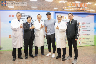 中华队潘杰楷小指脱臼、林家正打击受伤 今就医确认无碍