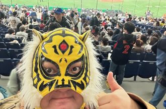 网红和中华队同班机！见「接机乱成粥」气炸：英雄处罚大会吧