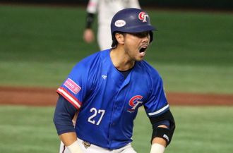 賴清德指點林家正「揮棒角度高一點」  黃揚明嘆：太愛現了