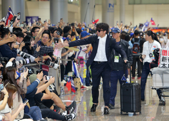 采盟蹭中華隊遭炎上 台南Josh出手了！合照附4字網驚：店要倒了