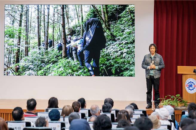明新科大举办第二届赛夏族知识研究论坛，首度发表赛夏族百年矮灵祭场及古道的寻根纪录片。（明新科大提供／罗浚滨新竹传真）