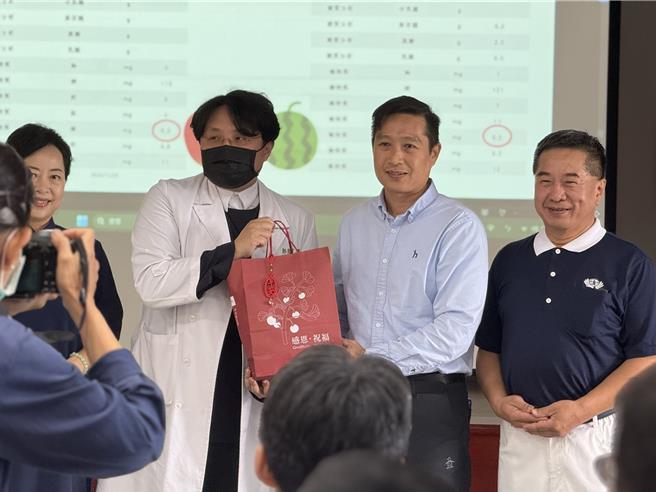 台中慈濟醫院預防醫學中心副主任郭勁甫到場分享。（警分局提供／李京昇台中傳真）