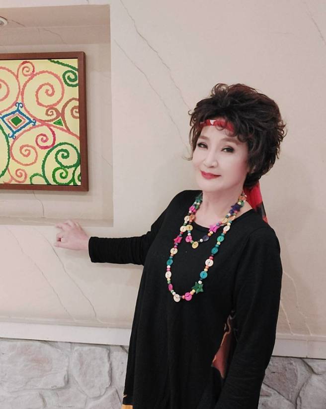 康雅岚近年都在做公益巡迴演出。（康雅岚提供）