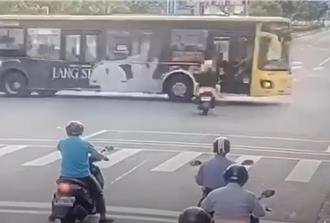 離譜！騎士光復橋自撞不治  萬華警憂「死亡車禍太多」竟想報心肌梗塞