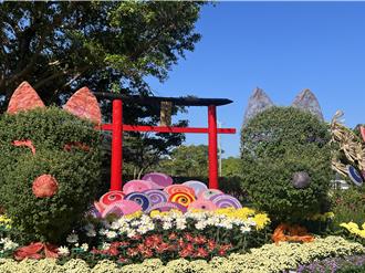 士林官邸菊展首次夜間開放 360度大立菊亮相掀話題