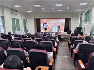 芒果勇士開講 台大高材生返鄉賣果乾故事激勵學子