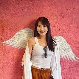 中華隊奪冠 美女議員「罕秀比基尼」解放火辣身材 網讚爆